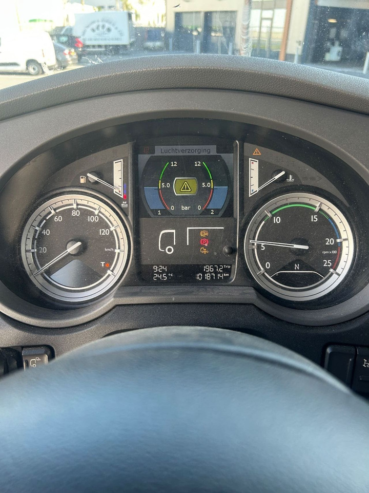 DAF XF 460 XF460 Super Space Cab - 트랙터 유닛 : 사진 3 DAF XF 460 XF460 Super Space Cab - 트랙터 유닛 : 사진 3