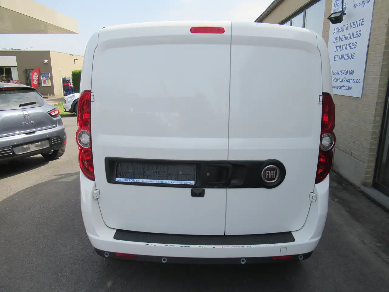 Fiat Doblo CLIM AUTO, NAVI, CRUISE 10500€+TVA/BTW - 소형 밴 : 사진 4 Fiat Doblo CLIM AUTO, NAVI, CRUISE 10500€+TVA/BTW - 소형 밴 : 사진 4