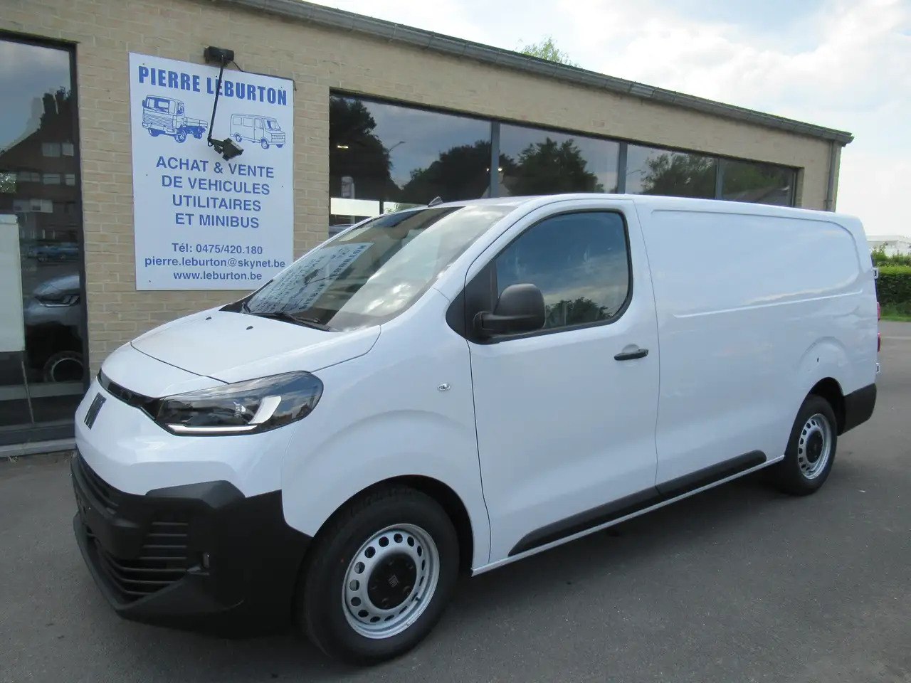 Fiat Scudo L3,bte auto, 145cv, neuf, 25900€+TVA - 패널 밴 : 사진 1 Fiat Scudo L3,bte auto, 145cv, neuf, 25900€+TVA - 패널 밴 : 사진 1