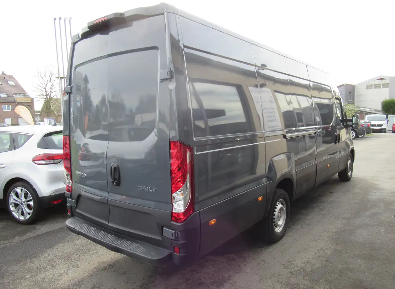 Iveco Daily L3h2 clim 23000€+tva/btw - 패널 밴 : 사진 2 Iveco Daily L3h2 clim 23000€+tva/btw - 패널 밴 : 사진 2