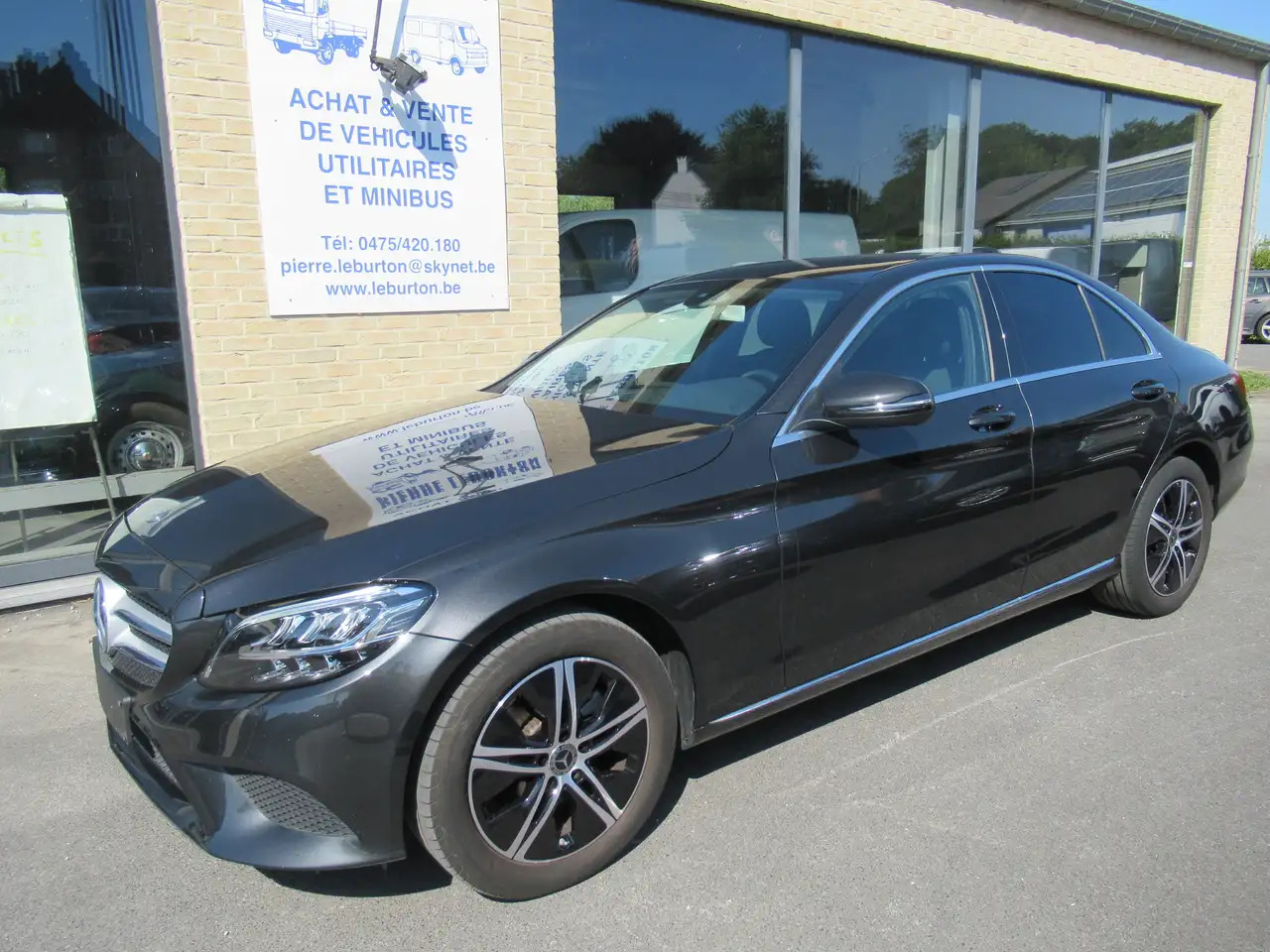 Mercedes-Benz C 180 C 180 - 세단 : 사진 1 Mercedes-Benz C 180 C 180 - 세단 : 사진 1