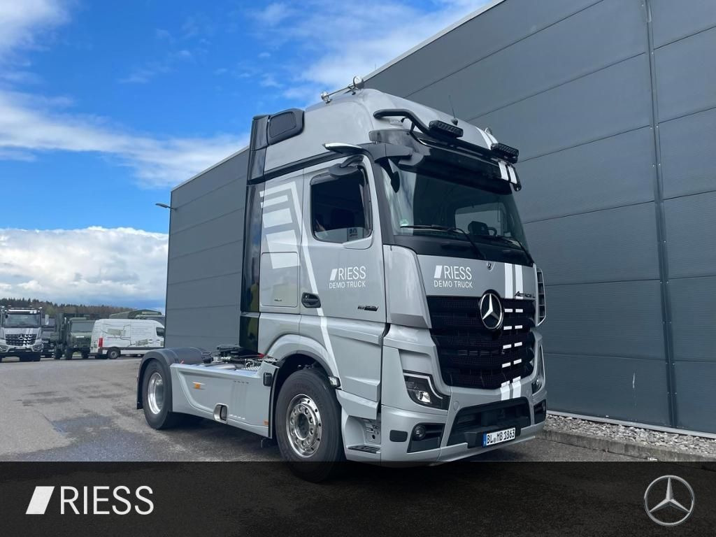 Mercedes-Benz Actros 1863 LS 4x2 - 트럭 : 사진 2 Mercedes-Benz Actros 1863 LS 4x2 - 트럭 : 사진 2