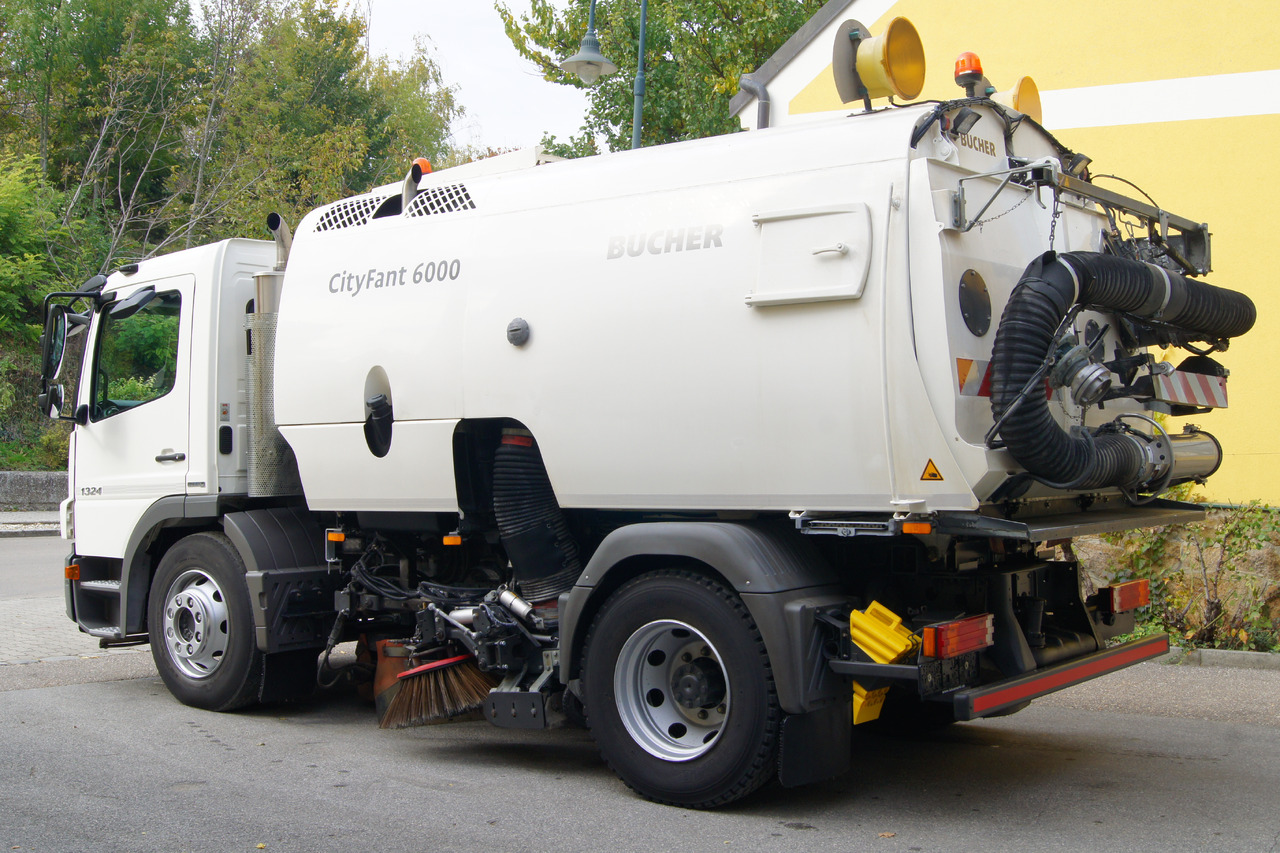 MERCEDES-BENZ ATEGO 1324 / BUCHER CityFant 6000 TWIN, beidseitig + Heck, Aufbaumotor - 거리 청소 차량 : 사진 4 MERCEDES-BENZ ATEGO 1324 / BUCHER CityFant 6000 TWIN, beidseitig + Heck, Aufbaumotor - 거리 청소 차량 : 사진 4