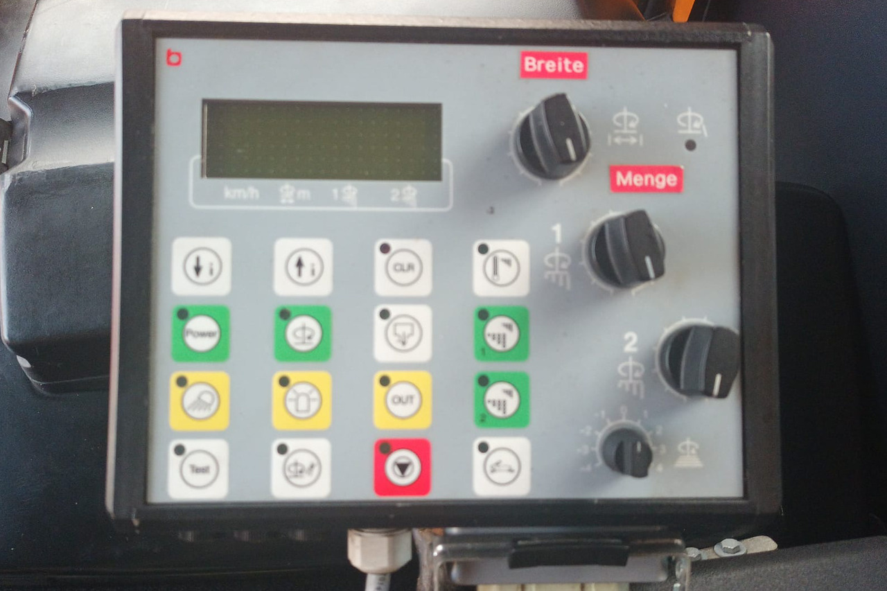 SPRINGER AS 280/Unimog U400 U500/4m³ Feuchtsalzstreuer/Salzstreuer/Streuer - 모래/ 소금 살포기 : 사진 4 SPRINGER AS 280/Unimog U400 U500/4m³ Feuchtsalzstreuer/Salzstreuer/Streuer - 모래/ 소금 살포기 : 사진 4