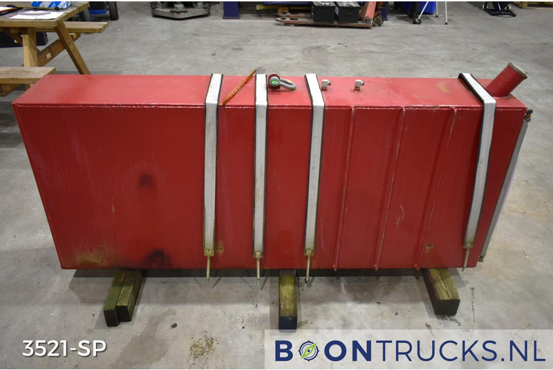 Onbekend BRANDSTOFTANK | L 30 x W 183 x H 77 cm * ca 400 L - 연료 탱크 : 사진 1 Onbekend BRANDSTOFTANK | L 30 x W 183 x H 77 cm * ca 400 L - 연료 탱크 : 사진 1