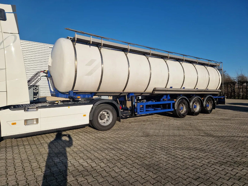 Dijkstra 34000 liter tankoplegger met Vogelsang pomp (MET NIEUWE APK !!) - 유조 세미 트레일러 : 사진 1 Dijkstra 34000 liter tankoplegger met Vogelsang pomp (MET NIEUWE APK !!) - 유조 세미 트레일러 : 사진 1