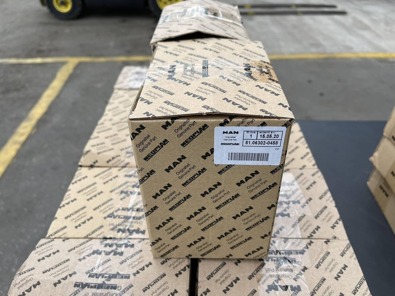 MAN COOLANT ELBOW 51.06302-0458 - 냉각 시스템 트럭 용 : 사진 1 MAN COOLANT ELBOW 51.06302-0458 - 냉각 시스템 트럭 용 : 사진 1