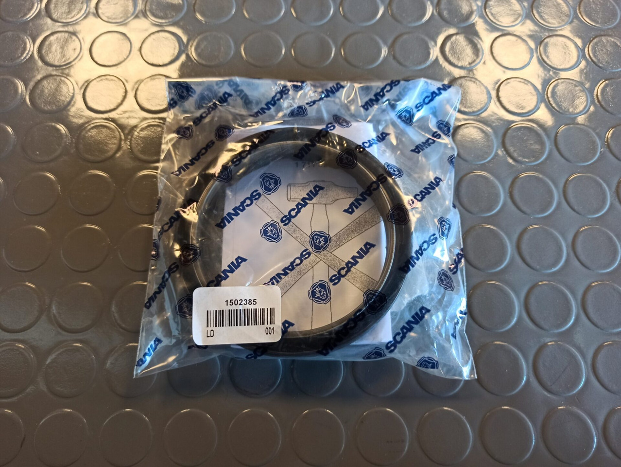 SCANIA AXLE GEAR SEAL - 1502385 - 차축 및 부품 트럭 용 : 사진 1 SCANIA AXLE GEAR SEAL - 1502385 - 차축 및 부품 트럭 용 : 사진 1