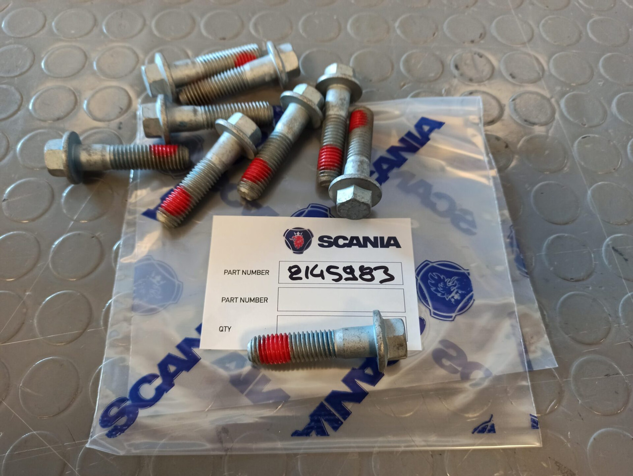 SCANIA FLANGE SCREW - 2145983 - 차축 및 부품 트럭 용 : 사진 1 SCANIA FLANGE SCREW - 2145983 - 차축 및 부품 트럭 용 : 사진 1