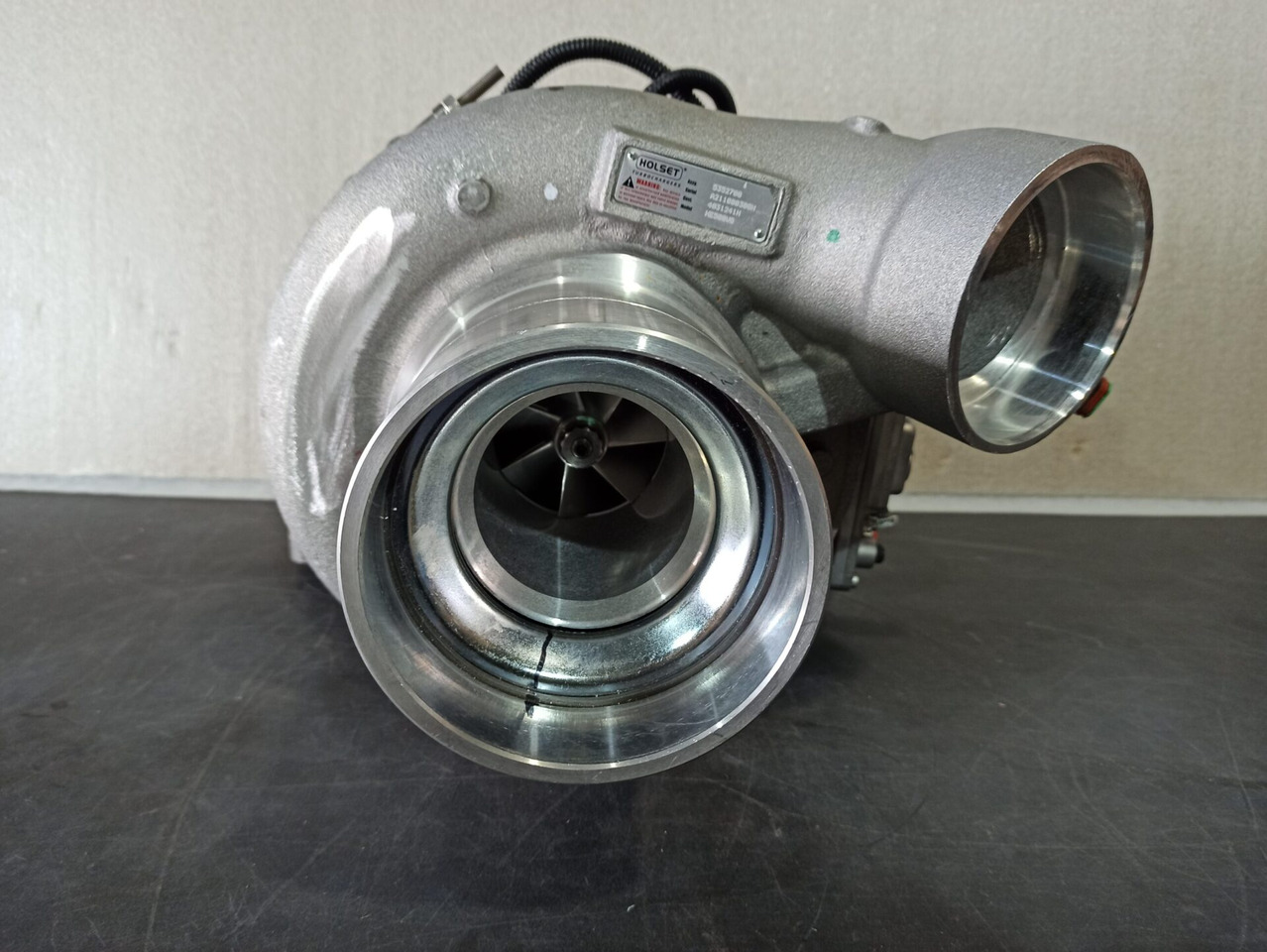 SCANIA TURBOCHARGER - 5352708 - 터보 트럭 용 : 사진 1 SCANIA TURBOCHARGER - 5352708 - 터보 트럭 용 : 사진 1