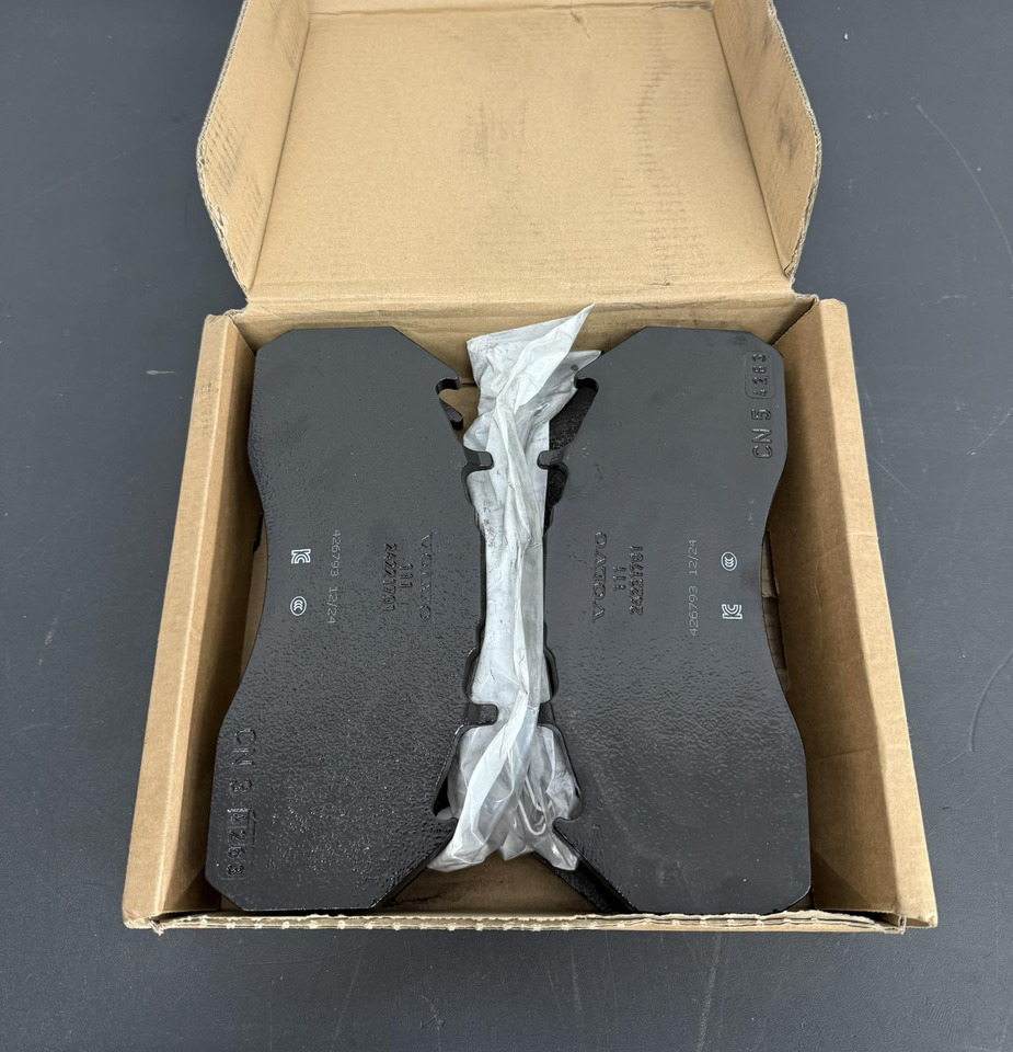 VOLVO BRAKE PAD KIT 24226156 - 브레이크 슈즈 트럭 용 : 사진 2 VOLVO BRAKE PAD KIT 24226156 - 브레이크 슈즈 트럭 용 : 사진 2