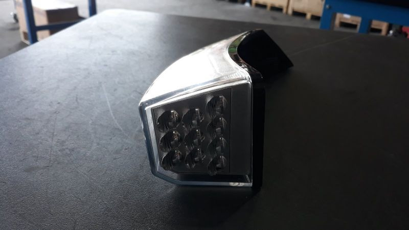 VOLVO INDICATOR LAMP - 23386782 - 턴 시그널 트럭 용 : 사진 1 VOLVO INDICATOR LAMP - 23386782 - 턴 시그널 트럭 용 : 사진 1