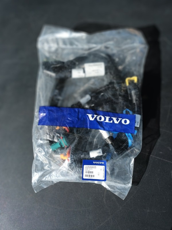 VOLVO WIRES 22589935 - 케이블/ 와이어 하니스 트럭 용 : 사진 2 VOLVO WIRES 22589935 - 케이블/ 와이어 하니스 트럭 용 : 사진 2