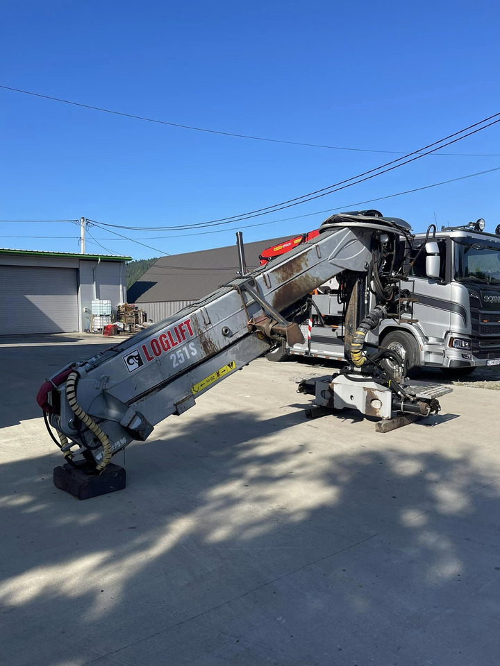 Loglift 251S - 로더 크레인 : 사진 1 Loglift 251S - 로더 크레인 : 사진 1