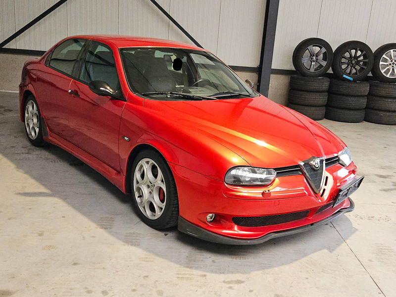 Alfa Romeo 156 GTA - 세단 : 사진 3 Alfa Romeo 156 GTA - 세단 : 사진 3