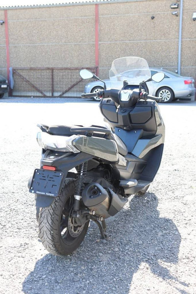 BMW C 400 GT - 오토바이 : 사진 5 BMW C 400 GT - 오토바이 : 사진 5