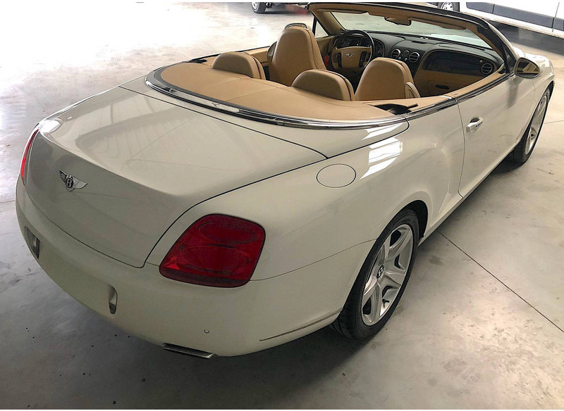 Bentley Continental GTC - 차량 : 사진 3 Bentley Continental GTC - 차량 : 사진 3