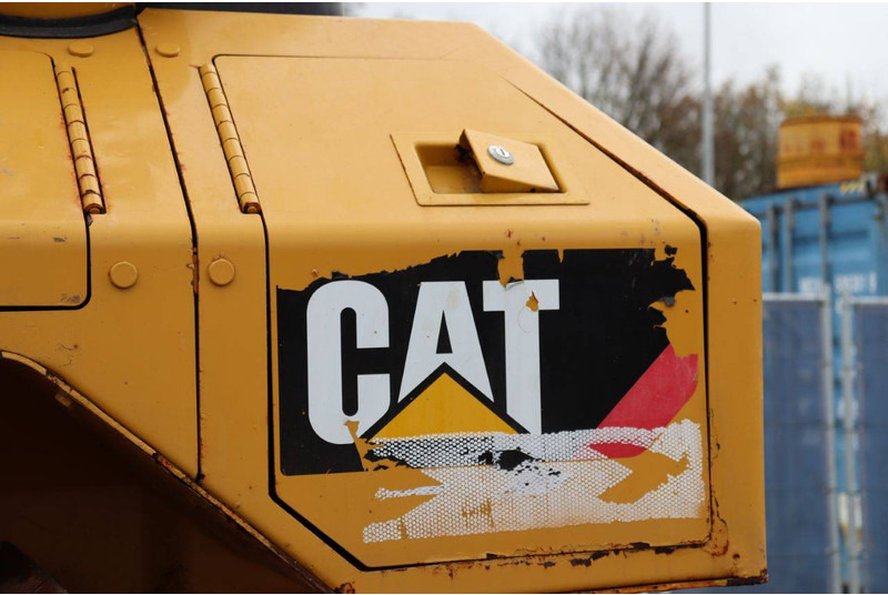 불도저 Caterpillar D6N LGP : 사진 18