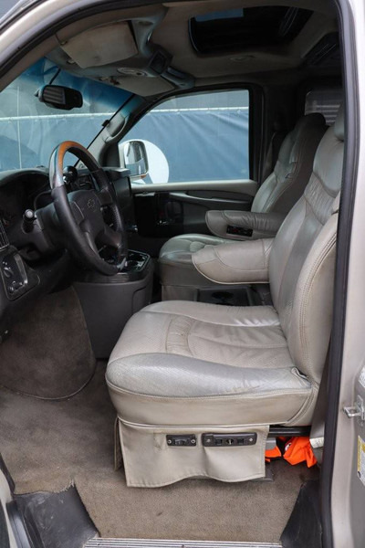 패널 밴 Chevrolet Express Van : 사진 20