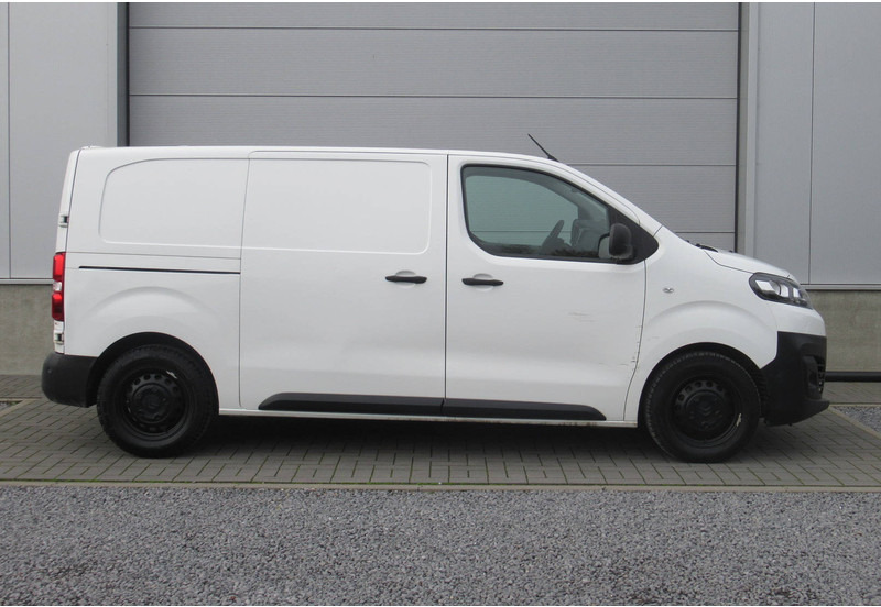 Citroën Jumpy 2.0 BlueHDi - 패널 밴 : 사진 2 Citroën Jumpy 2.0 BlueHDi - 패널 밴 : 사진 2