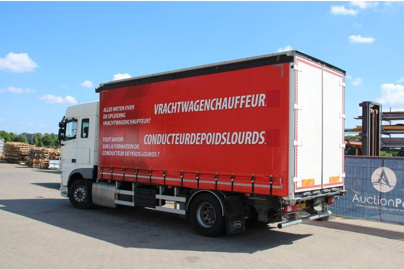 DAF XF 410 FA - 컨테이너 운반 장치/ 스와프 보디 트럭 : 사진 3 DAF XF 410 FA - 컨테이너 운반 장치/ 스와프 보디 트럭 : 사진 3
