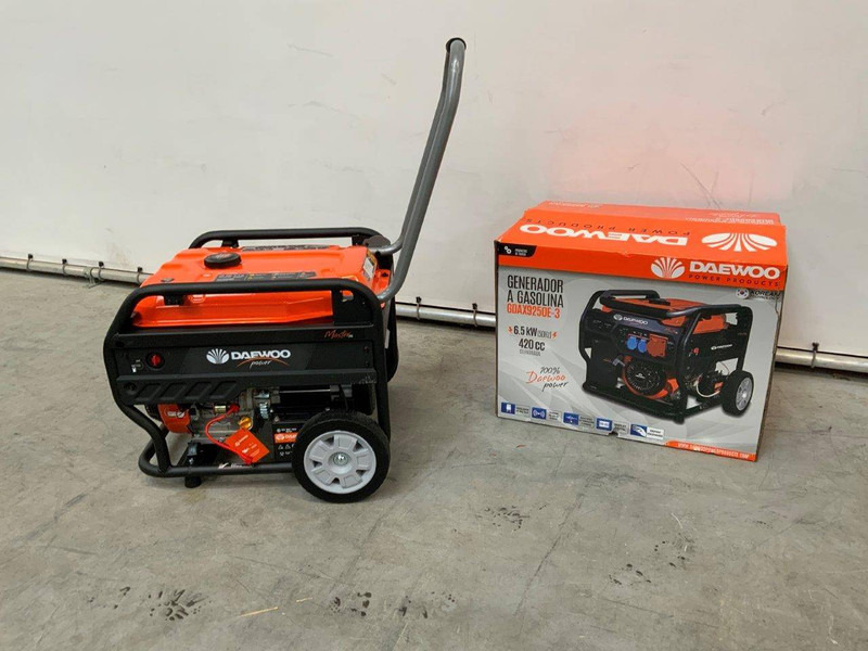 Daewoo GDAX9250E-3 - 발전기 세트 : 사진 2 Daewoo GDAX9250E-3 - 발전기 세트 : 사진 2