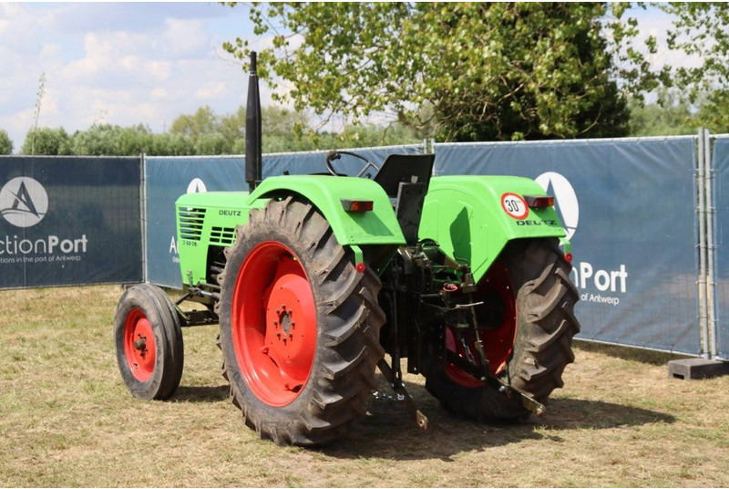 Deutz Fahr D6806 - 장궤형 트랙터 : 사진 4 Deutz Fahr D6806 - 장궤형 트랙터 : 사진 4