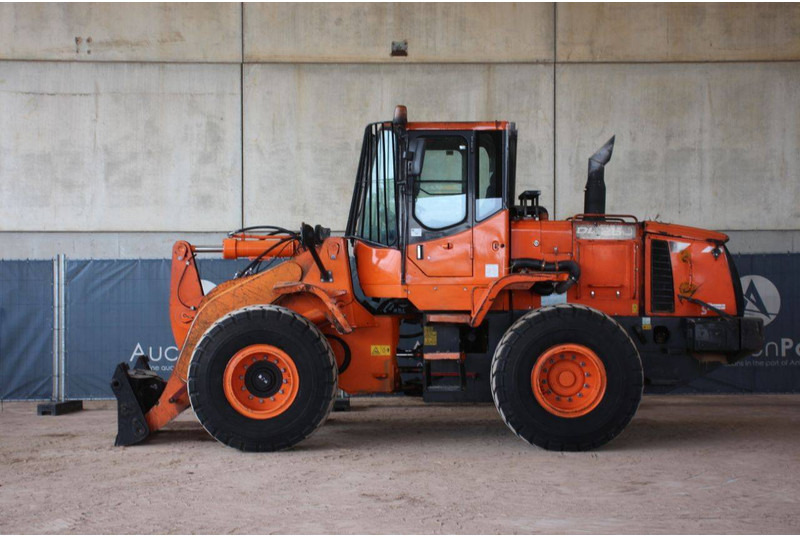 Doosan DL250 - 휠 로더 : 사진 2 Doosan DL250 - 휠 로더 : 사진 2