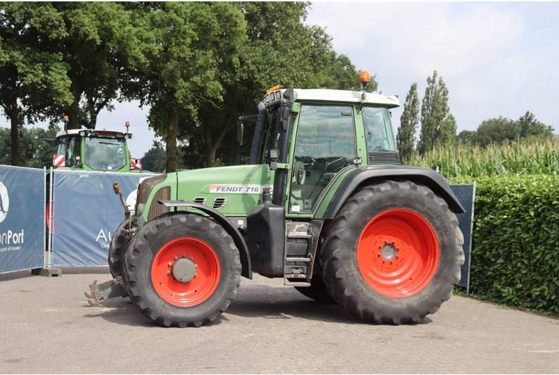 Fendt 716 VARIO - 장궤형 트랙터 : 사진 1 Fendt 716 VARIO - 장궤형 트랙터 : 사진 1
