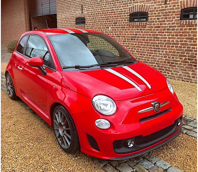 Fiat 500 Abarth Tributo Ferrari (limited 142/200) - 차량 : 사진 3 Fiat 500 Abarth Tributo Ferrari (limited 142/200) - 차량 : 사진 3