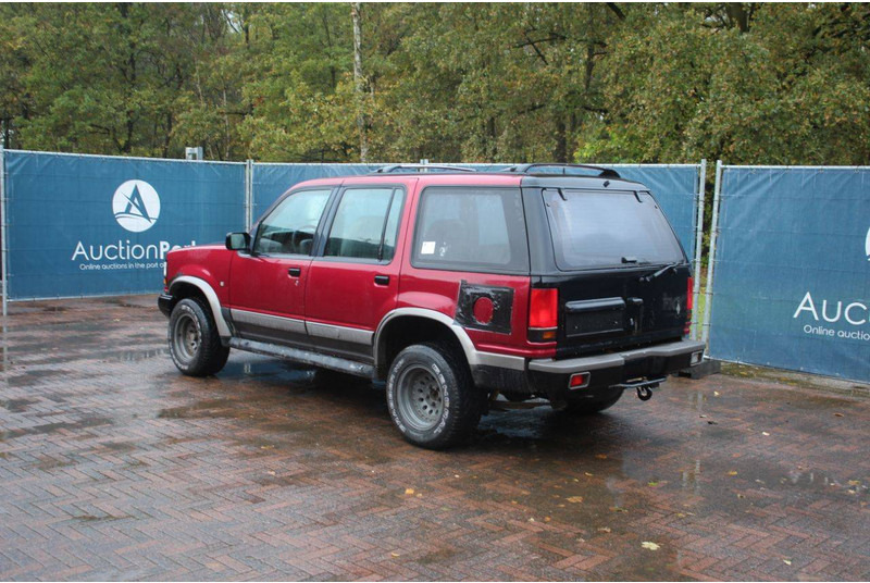 Ford Explorer - SUV : 사진 3 Ford Explorer - SUV : 사진 3