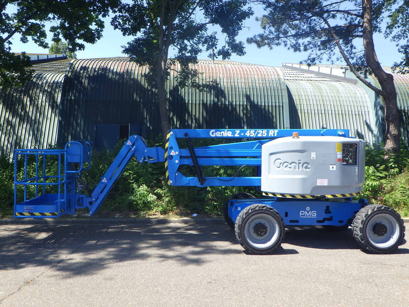 Genie Z-45/25J RT - 텔레스코픽 붐 : 사진 1 Genie Z-45/25J RT - 텔레스코픽 붐 : 사진 1