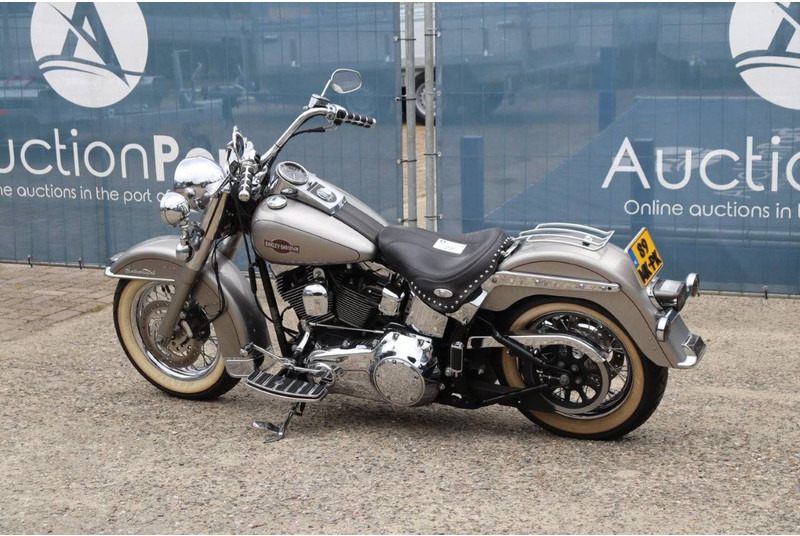 Harley-Davidson Heritage Softail Classic FLSTC - 오토바이 : 사진 3 Harley-Davidson Heritage Softail Classic FLSTC - 오토바이 : 사진 3