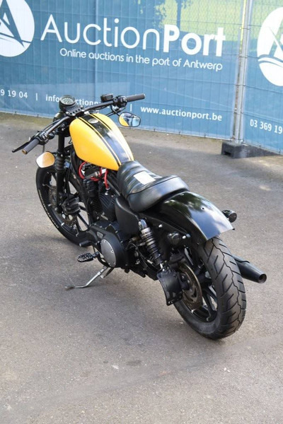 Harley-Davidson Sporster XL 883 Iron - 오토바이 : 사진 4 Harley-Davidson Sporster XL 883 Iron - 오토바이 : 사진 4