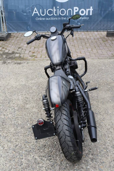 Harley-Davidson Sportster 883 Custom - 오토바이 : 사진 5 Harley-Davidson Sportster 883 Custom - 오토바이 : 사진 5