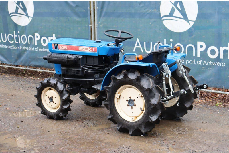 Iseki TX1410F - 장궤형 트랙터 : 사진 3 Iseki TX1410F - 장궤형 트랙터 : 사진 3