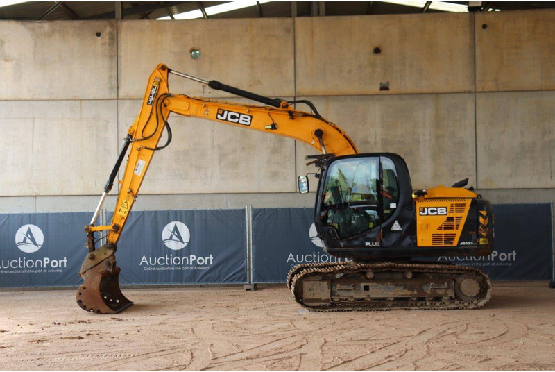 JCB JS131LC - 크롤러 굴삭기 : 사진 2 JCB JS131LC - 크롤러 굴삭기 : 사진 2