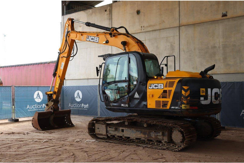 JCB JS131LC - 크롤러 굴삭기 : 사진 4 JCB JS131LC - 크롤러 굴삭기 : 사진 4
