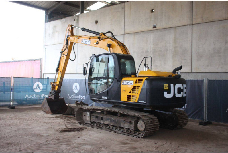 JCB JS131LC - 크롤러 굴삭기 : 사진 3 JCB JS131LC - 크롤러 굴삭기 : 사진 3