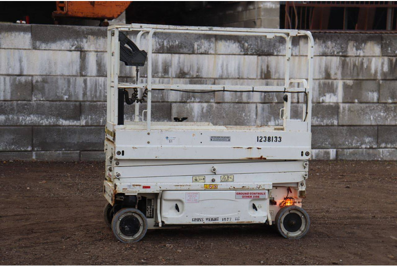 JLG 1930ES - 시저 리프트 : 사진 1 JLG 1930ES - 시저 리프트 : 사진 1