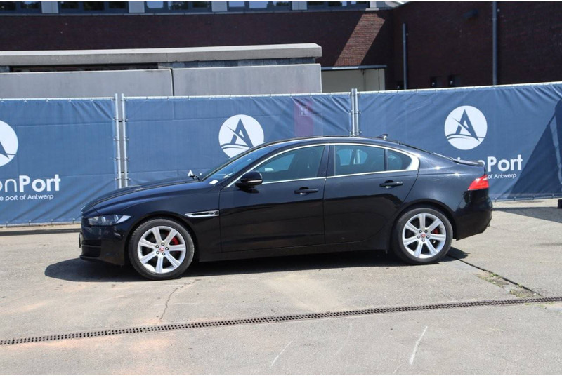 Jaguar XE - 세단 : 사진 1 Jaguar XE - 세단 : 사진 1