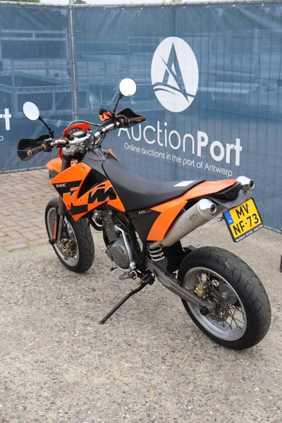 KTM 625 SMC - 오토바이 : 사진 4 KTM 625 SMC - 오토바이 : 사진 4