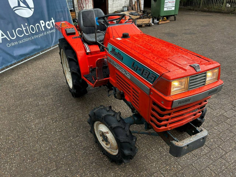 Kubota B1-14D - 장궤형 트랙터 : 사진 5 Kubota B1-14D - 장궤형 트랙터 : 사진 5