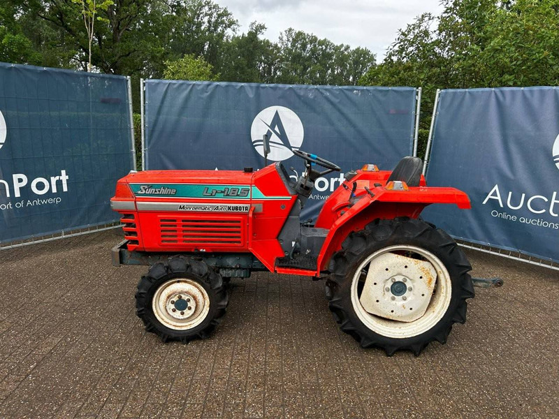 Kubota B1-14D - 장궤형 트랙터 : 사진 1 Kubota B1-14D - 장궤형 트랙터 : 사진 1