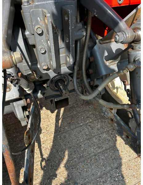 Kubota GL220D - 장궤형 트랙터 : 사진 4 Kubota GL220D - 장궤형 트랙터 : 사진 4