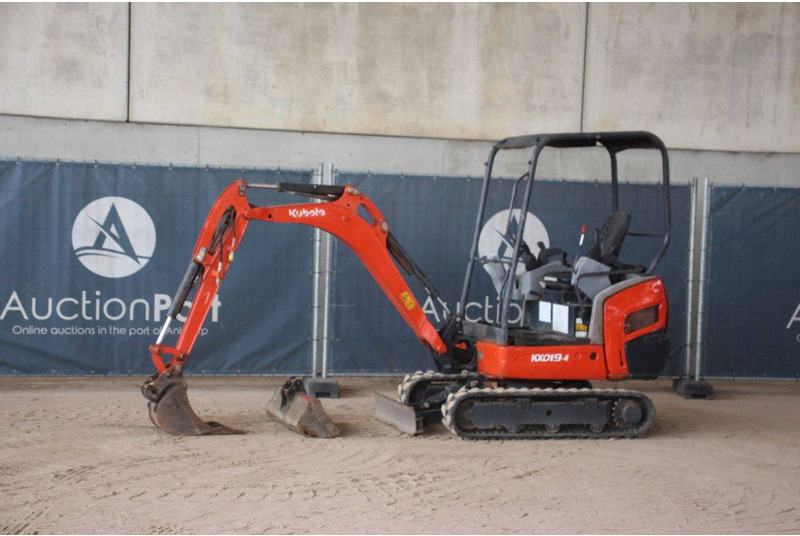 Kubota KX019-4 - 미니 굴삭기 : 사진 1 Kubota KX019-4 - 미니 굴삭기 : 사진 1