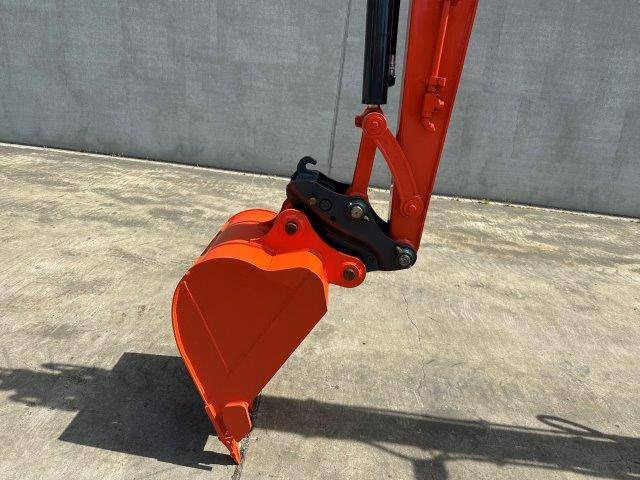 크롤러 굴삭기 Kubota KX155-5 : 사진 8