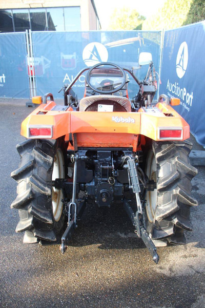 Kubota X-20 - 장궤형 트랙터 : 사진 4 Kubota X-20 - 장궤형 트랙터 : 사진 4