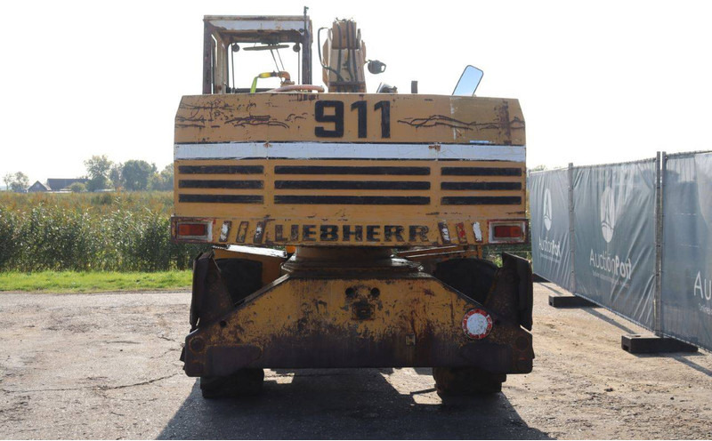 Liebherr A911C - 휠 굴삭기 : 사진 5 Liebherr A911C - 휠 굴삭기 : 사진 5