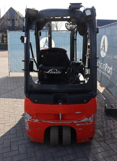 Linde E14-02 - 전기 지게차 : 사진 4 Linde E14-02 - 전기 지게차 : 사진 4